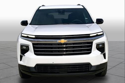 Summit White 2026 Chevrolet Traverse LT