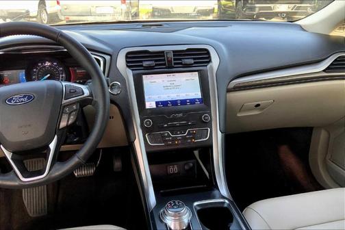 2020 Ford Fusion SEL