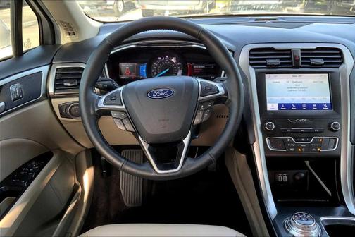 2020 Ford Fusion SEL
