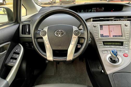 2012 Toyota Prius Plug-in Advanced