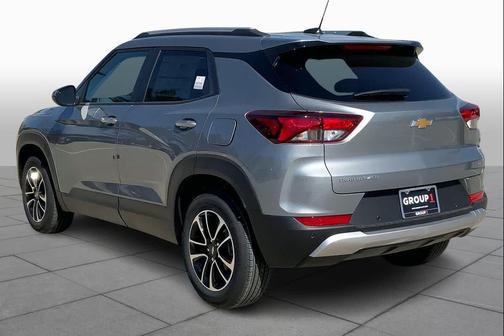 Sterling Gray Metallic 2026 Chevrolet Trailblazer LT