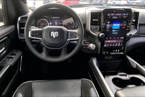 Delmonico Red Pearlcoat 2025 RAM 1500 Laramie