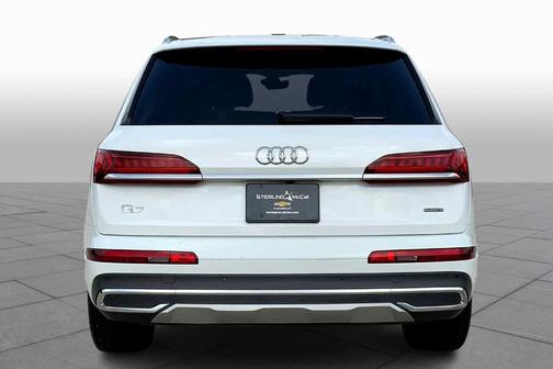 2023 Audi Q7 55 Premium Plus