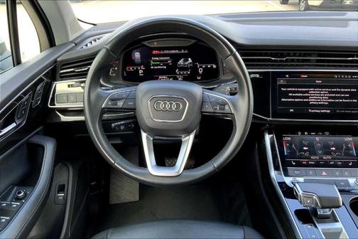2023 Audi Q7 55 Premium Plus