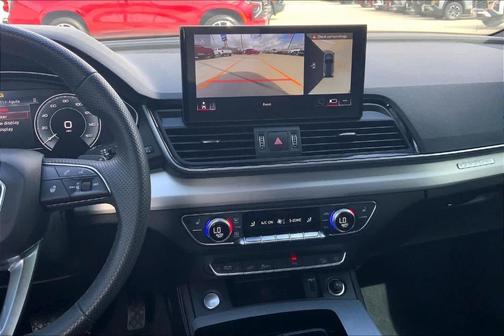 2024 Audi Q5 e 55 S line quattro Premium