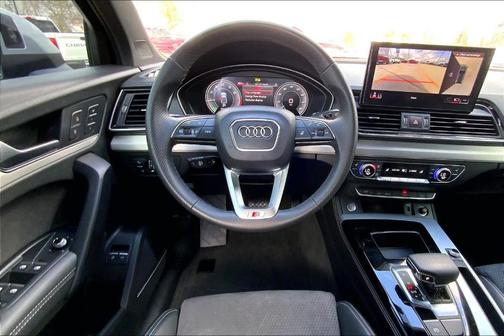 2024 Audi Q5 e 55 S line quattro Premium