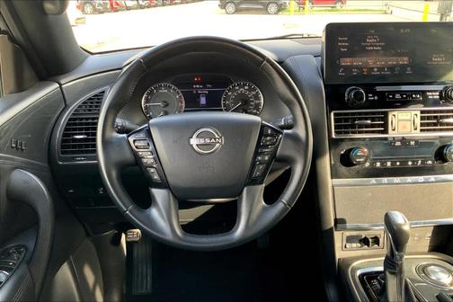2022 Nissan Armada SL