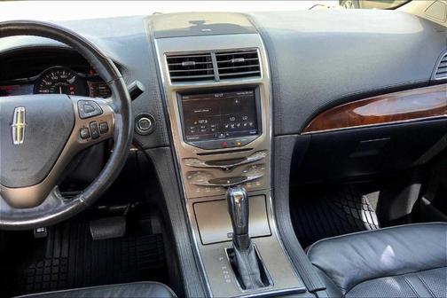 2013 Lincoln MKX Base