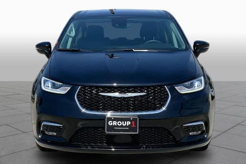 Diamond Black 2024 Chrysler Pacifica Touring-L