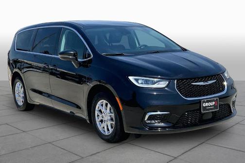 Diamond Black 2024 Chrysler Pacifica Touring-L