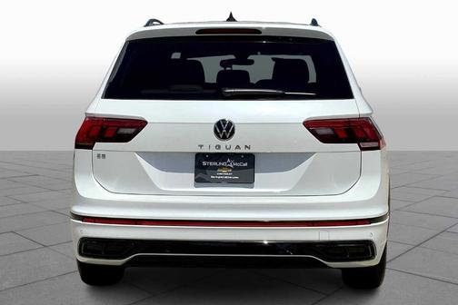 2024 Volkswagen Tiguan 2.0T SE R-Line Black