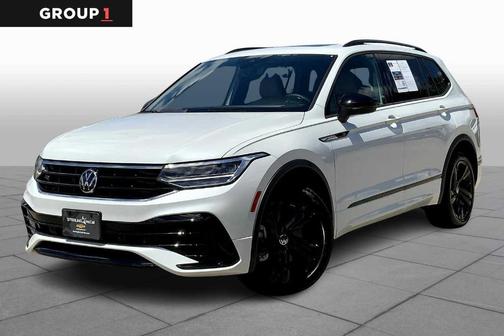 2024 Volkswagen Tiguan 2.0T SE R-Line Black