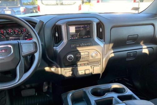 2024 GMC Sierra 2500 Pro