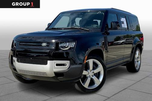 2023 Land Rover Defender SE