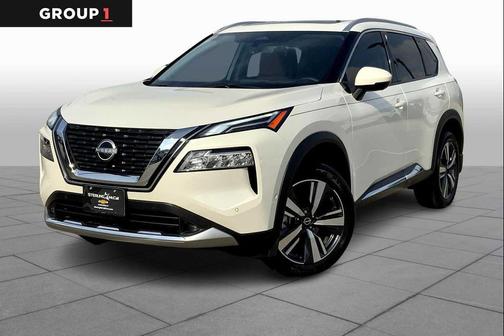 White 2022 Nissan Rogue Platinum
