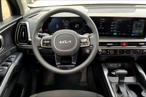 2025 Kia Sorento LX
