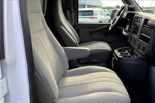 2024 Chevrolet Express 2500 Work Van