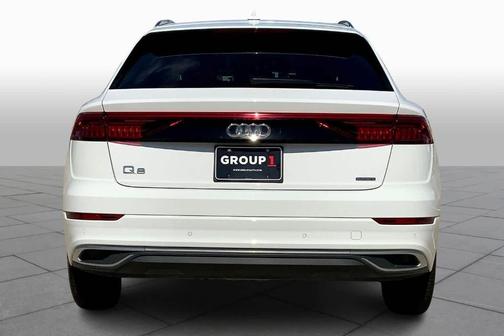 2023 Audi Q8 55 Premium Plus
