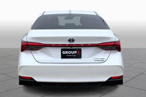 2020 Toyota Avalon Hybrid Limited