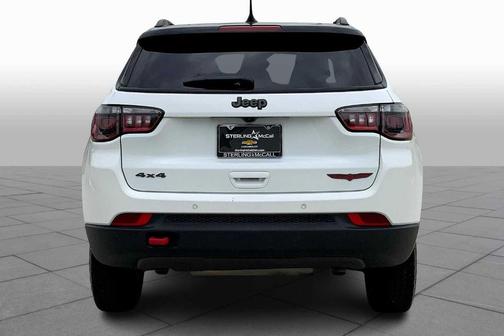 2024 Jeep Compass Trailhawk
