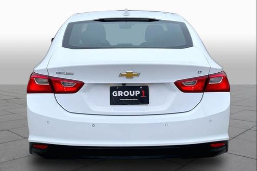 Summit White 2024 Chevrolet Malibu LT