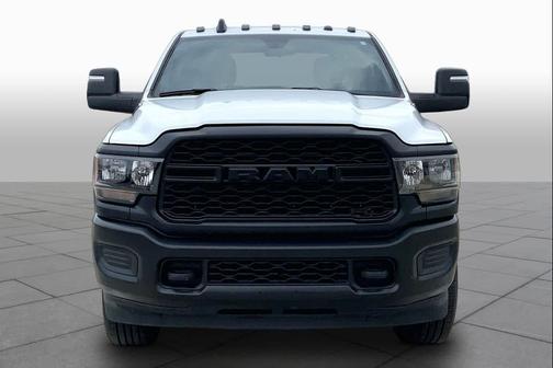 Bright White Clearcoat 2024 RAM 3500 Tradesman Crew Cab 4x4 6'4' Box