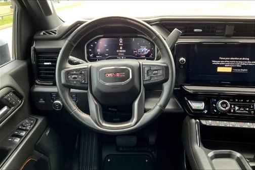 2024 GMC Sierra 2500 AT4