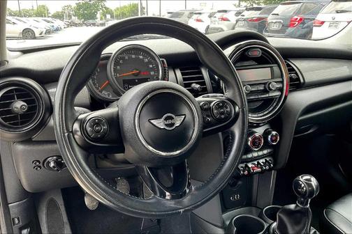 2015 MINI Hardtop Cooper