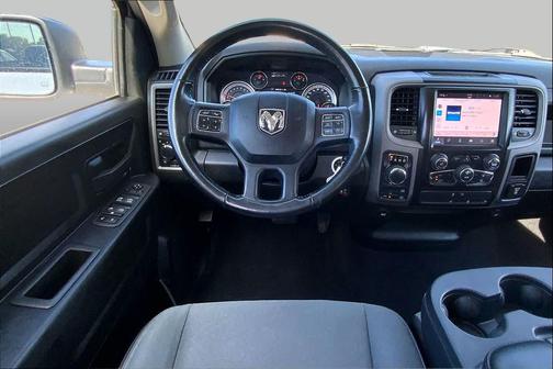 Bright White Clearcoat 2022 RAM 1500 Tradesman