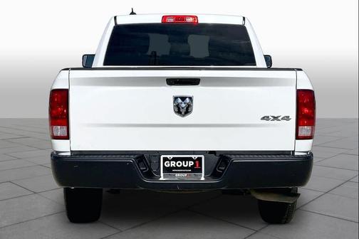 Bright White Clearcoat 2022 RAM 1500 Classic Tradesman