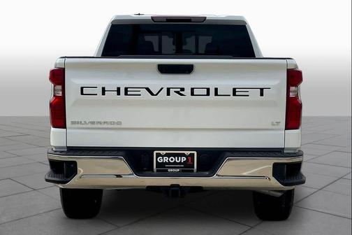 Summit White 2026 Chevrolet Silverado 1500 LT