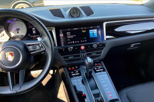 2024 Porsche Macan S