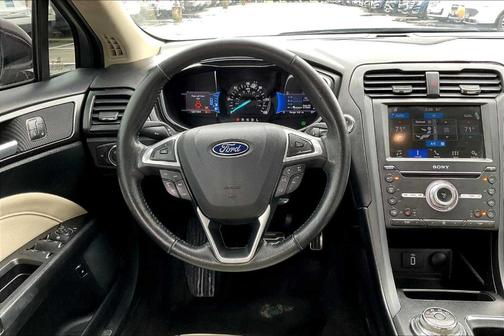 2017 Ford Fusion Hybrid Titanium