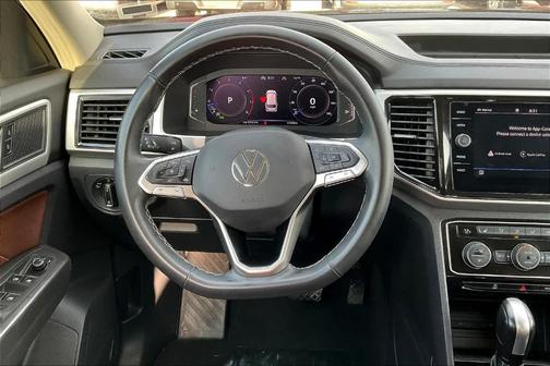 2022 Volkswagen Atlas 3.6L SE w/Technology
