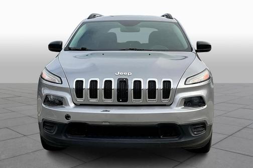 2015 Jeep Cherokee Sport