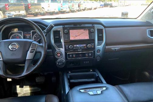2019 Nissan Titan Platinum Reserve