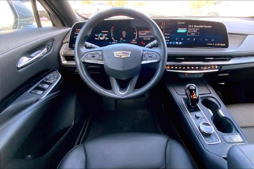 2024 Cadillac XT4 Luxury