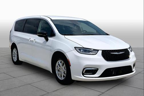 Bright White Clearcoat 2024 Chrysler Pacifica Touring-L