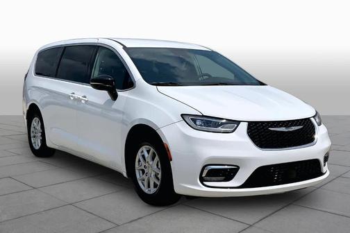 Bright White Clearcoat 2024 Chrysler Pacifica Touring-L