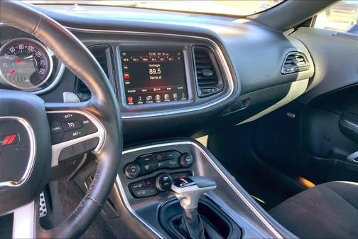 2016 Dodge Challenger R/T Plus