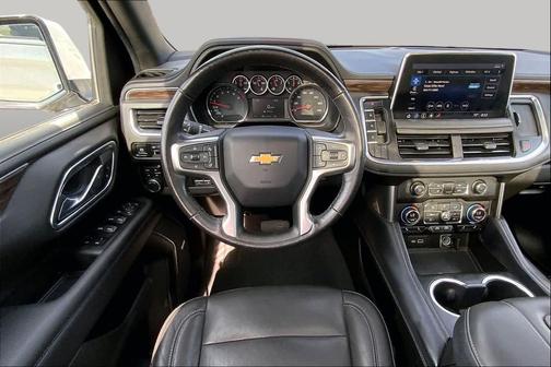 Iridescent Pearl Tricoat 2021 Chevrolet Tahoe LT