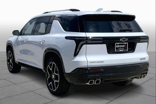 Polar White Tricoat 2026 Chevrolet Traverse High Country