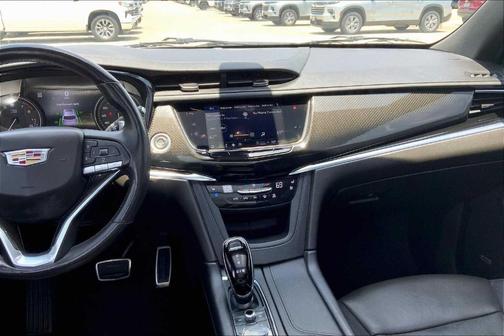 2022 Cadillac XT6 Sport AWD