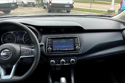 2021 Nissan Kicks S