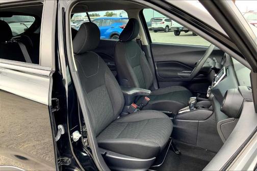 2021 Nissan Kicks S