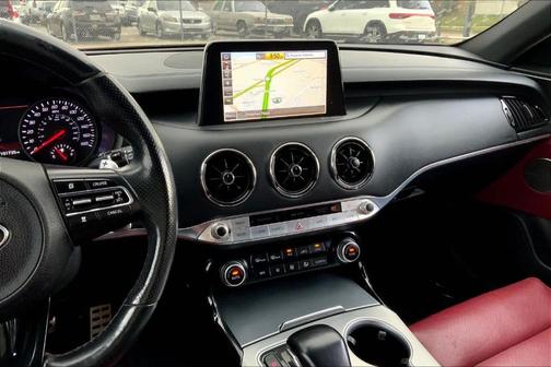 2019 Kia Stinger GT2