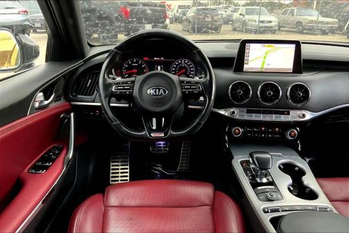 2019 Kia Stinger GT2