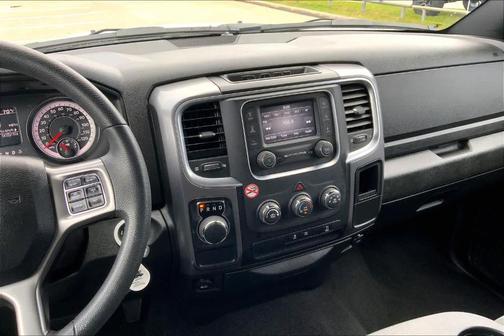 2024 RAM 1500 Classic SLT