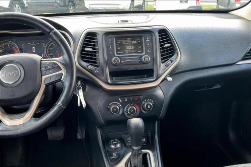 2016 Jeep Cherokee Altitude