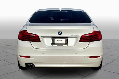 2015 BMW 528 i